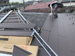 スーパーガルテクトフッ素葺いている写真