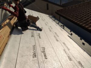 スーパーガルテクト葺き始め