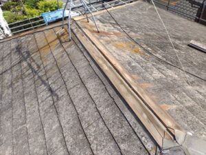 棟板金をはがした棟